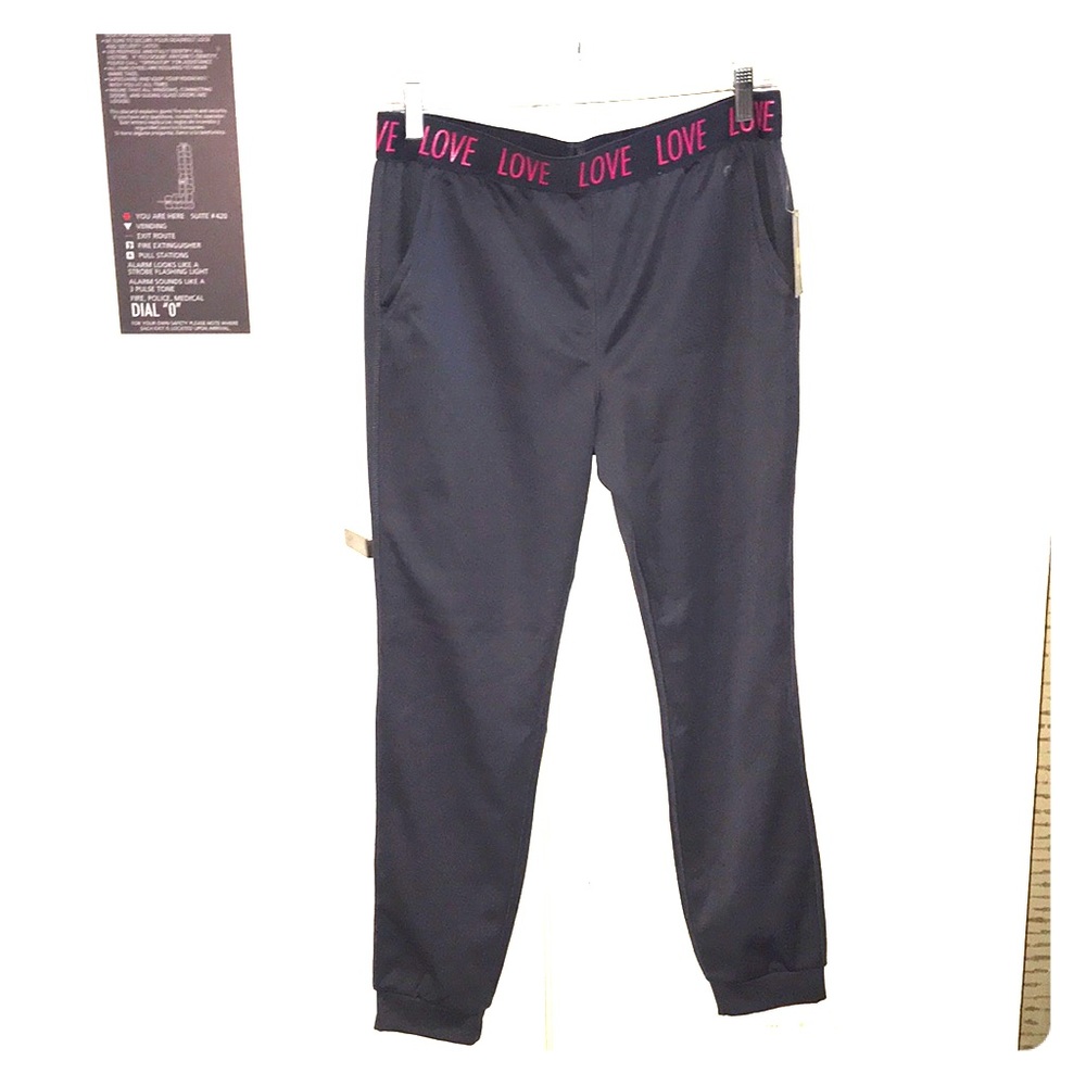Xersion grey jogger size XL love spell out new